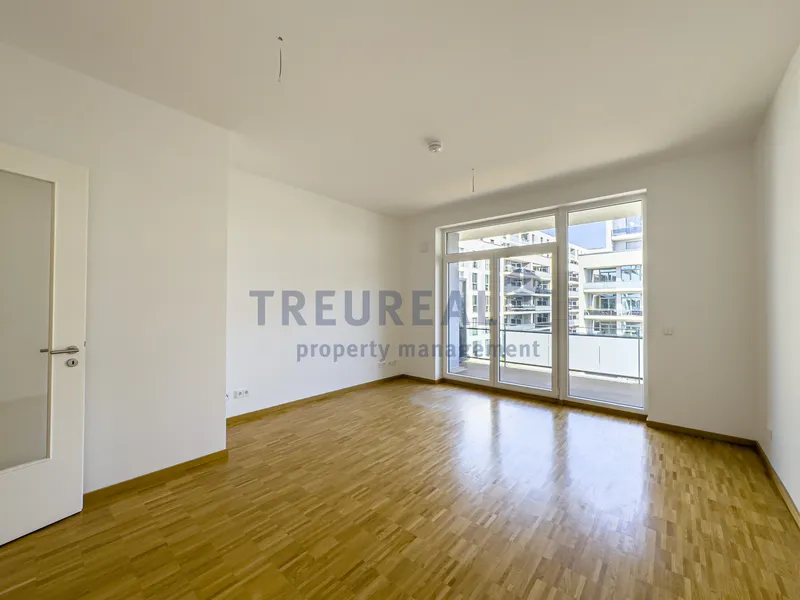 Kompakt, modern, durchdacht: 1-Zimmer-Neubauwohnung mit Balkon zum Innenhof — photo 1